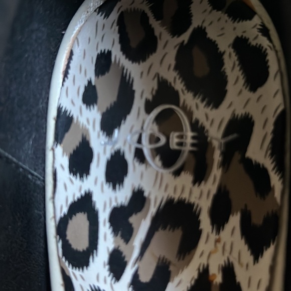 Never Worn Joey Patent Peep Toe Heels - Picture 7 of 10